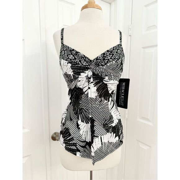 Miraclesuit Womens Black White Floral Castaway Love Knot Tankini Top Size 8 NWT - Picture 1 of 4